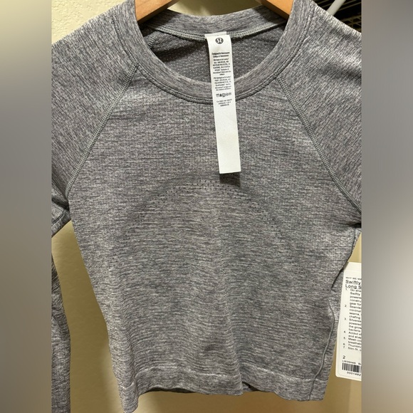 2 New With Tags Swiftly Tech Cropped Long-Sleeve
Shirts 2.0 - Picture 9 of 16